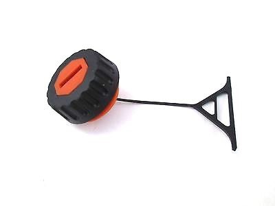 Processed By eBay with ImageMagick, z1.1.0. ||B2 TAMPA DO TANQUE DO OLEO ST-650/660 - Imagem 1