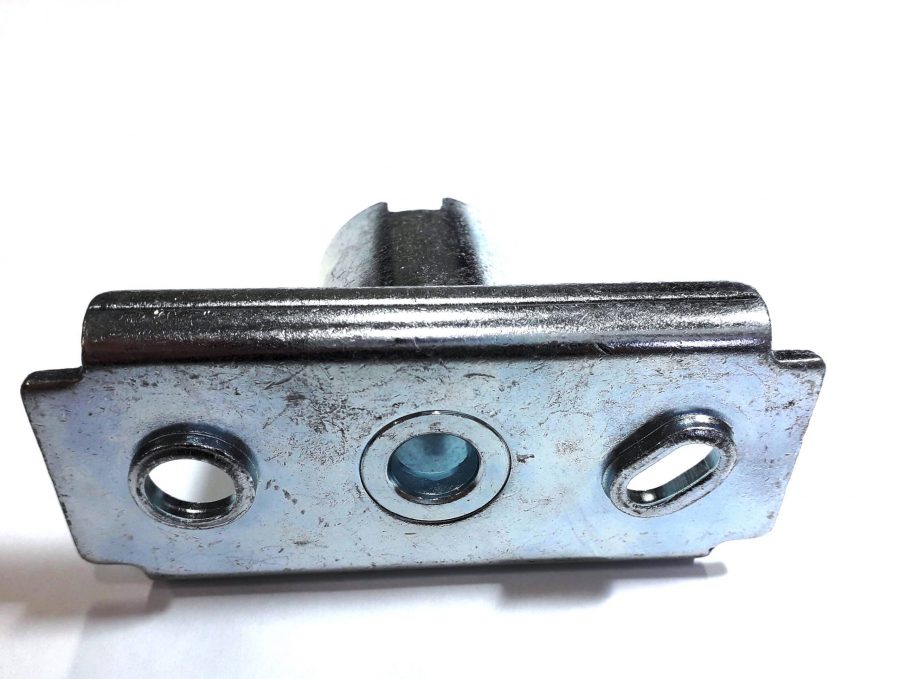 produto_8357-scaled-1.jpg SUPORTE DE NAVALHA CORTADOR DE GRAMA 6HP - Imagem 1